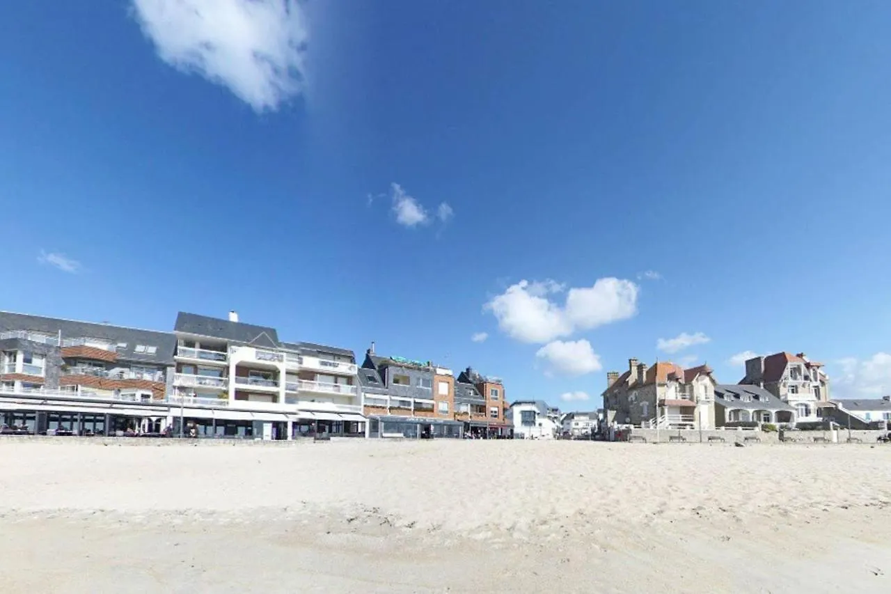 Tout A Pied ! T2 25M2 - Parking Prive - Wifi Apartment Larmor-Plage France